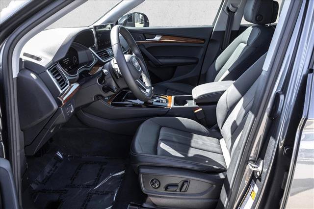 Used 2023 Audi Q5 2.0T Premium Plus AWD/4WD image 12