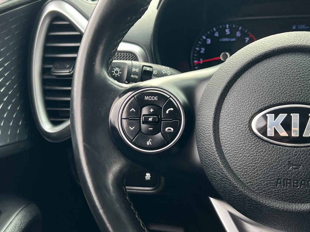 Used 2020 Kia Soul GT-Line FWD image 27