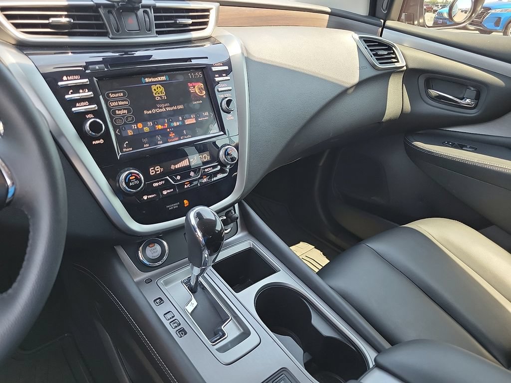 Used 2024 Nissan Murano SV w/ SV Midnight Edition Package FWD image 20