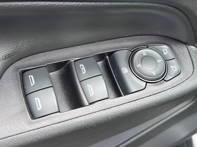Used 2020 Chevrolet Equinox LT w/ Driver Convenience Package AWD/4WD image 15