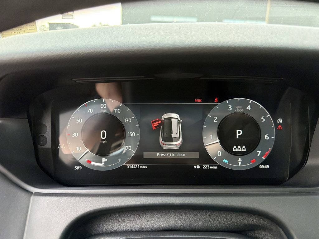 Used 2025 Land Rover Range Rover Velar Dynamic SE image 26