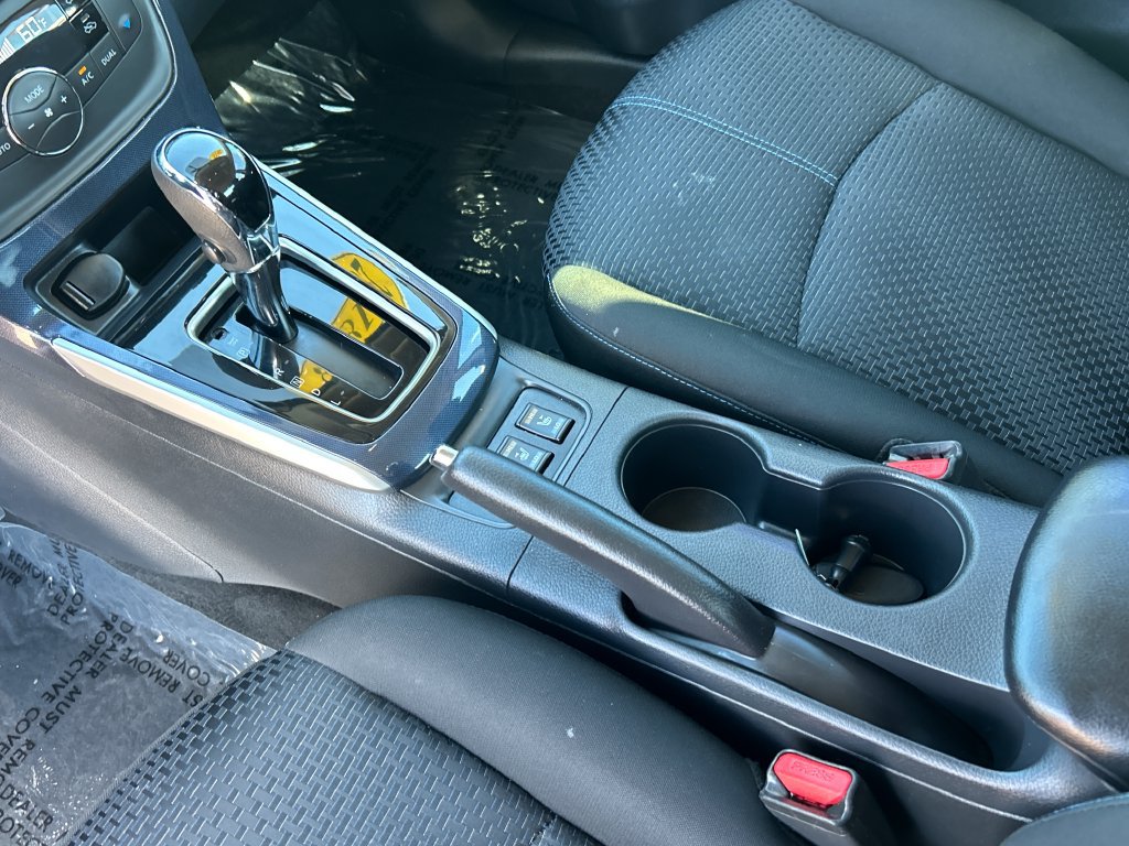 Used 2018 Nissan Sentra SR FWD image 15