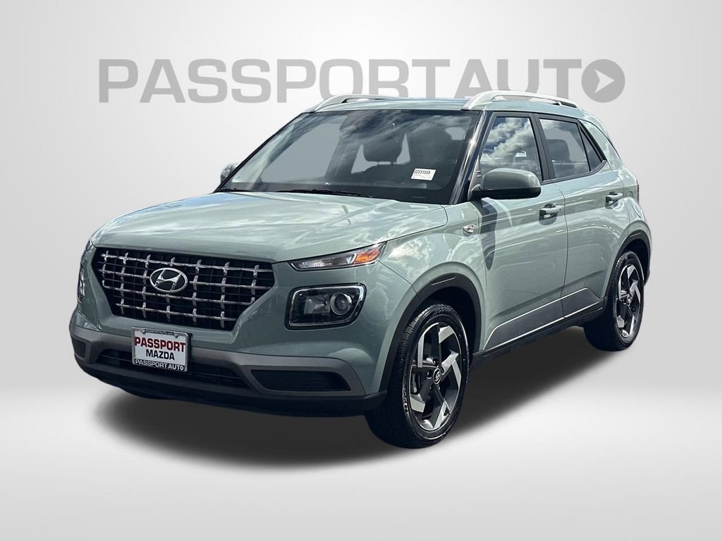 Used 2025 Hyundai Venue SEL