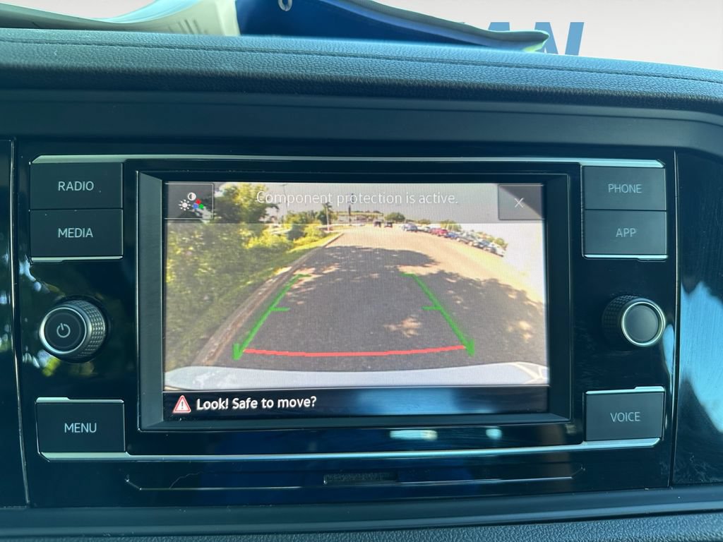 Used 2023 Volkswagen Jetta SE FWD image 19