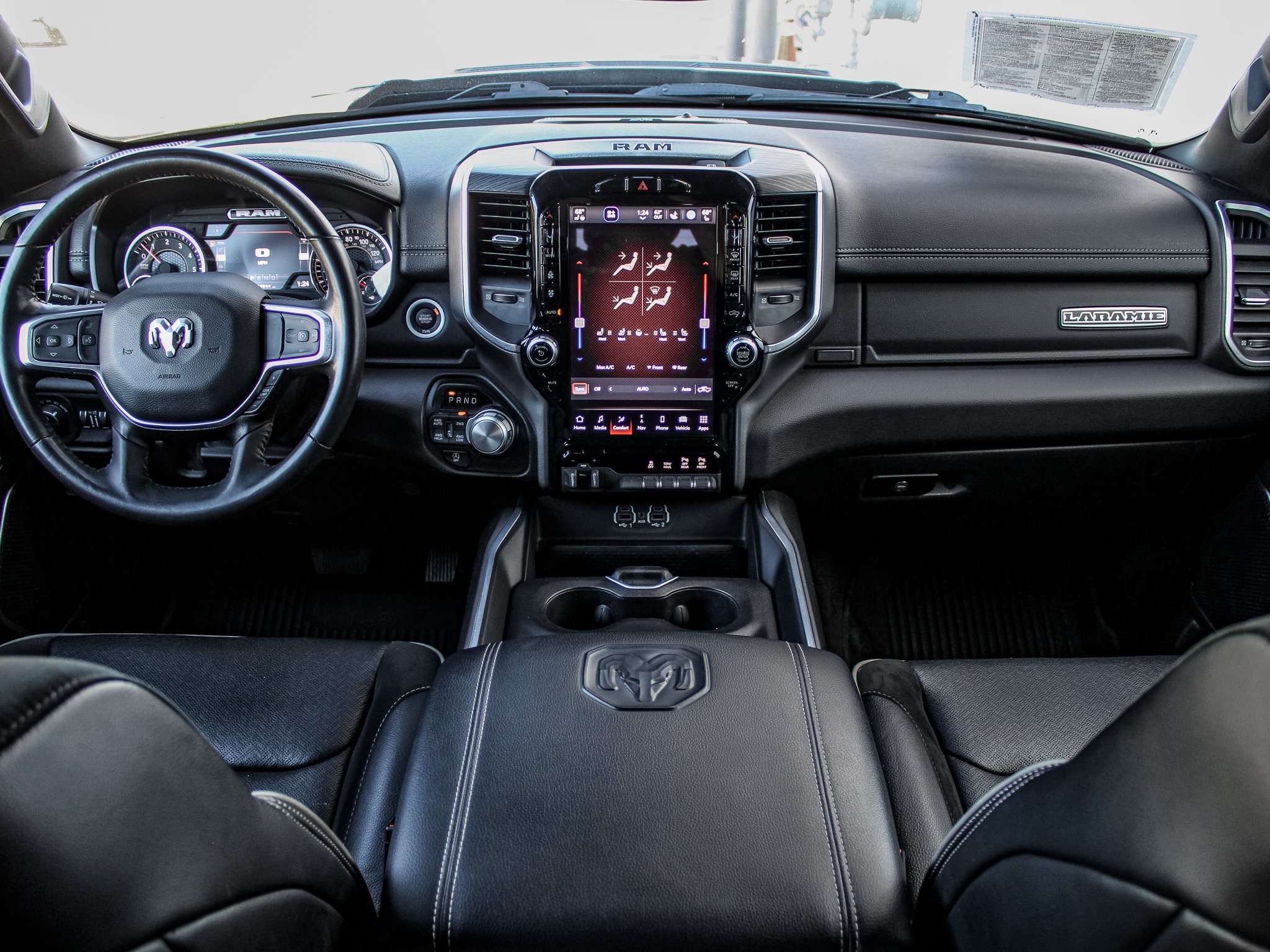 Used 2023 RAM 1500 Laramie AWD/4WD image 21