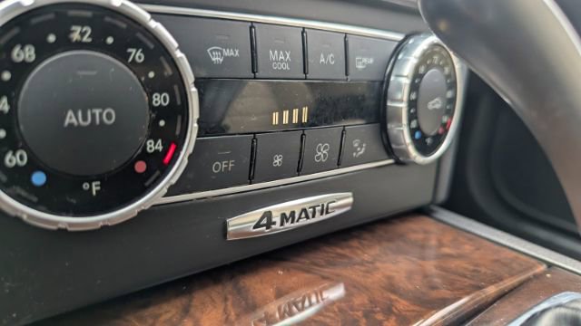 Used 2012 Mercedes-Benz C 350 4MATIC Coupe image 32