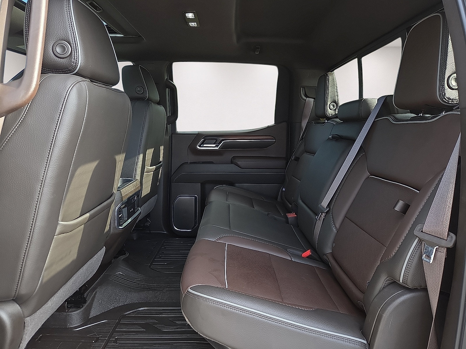 Used 2024 GMC Sierra 1500 Denali w/ Denali Reserve Package AWD/4WD image 10