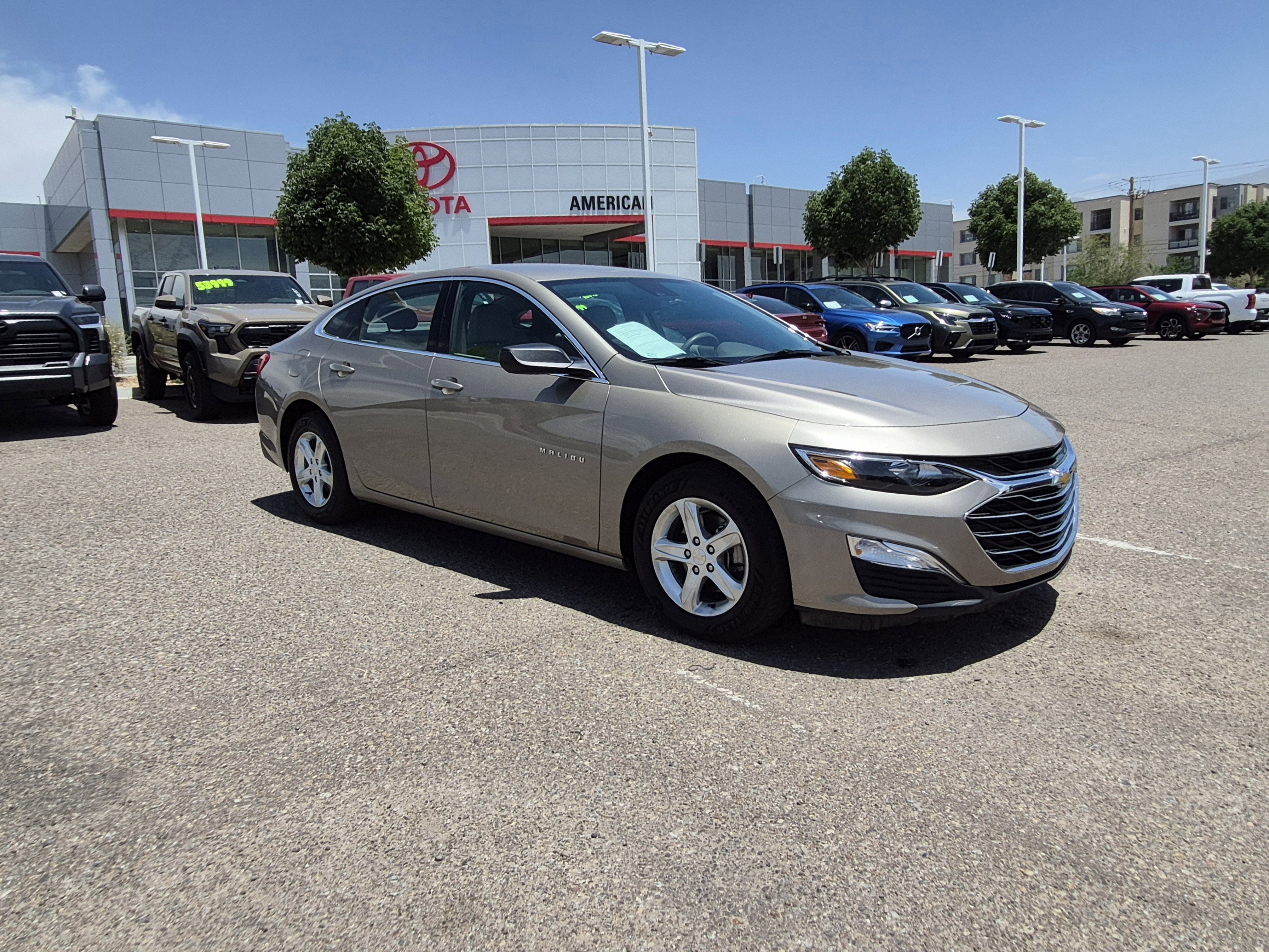 Used 2023 Chevrolet Malibu LS FWD image 7