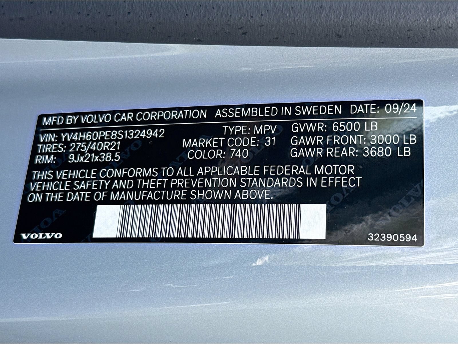 Used 2025 Volvo XC90 T8 Plus w/ Protection Package Premier AWD/4WD image 34