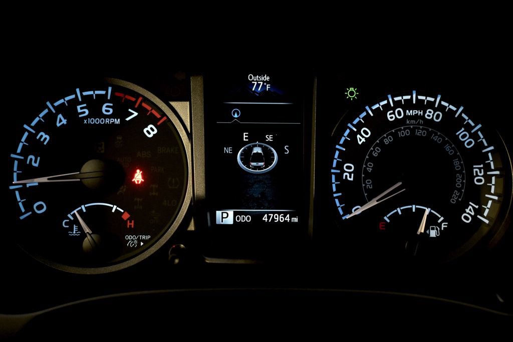 Used 2023 Toyota Tacoma TRD Off-Road w/ TRD Premium Off Road Package AWD/4WD image 25