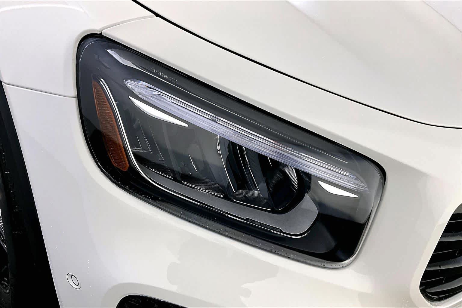 New 2026 Mercedes-Benz GLB 250 4MATIC image 16