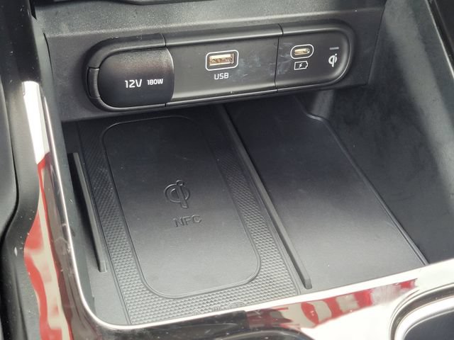 Used 2024 Kia Telluride SX w/ Towing Package FWD image 20
