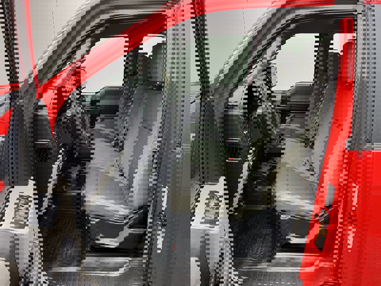 Used 2017 Ford F150 XL w/ Equipment Group 101A Mid AWD/4WD image 3