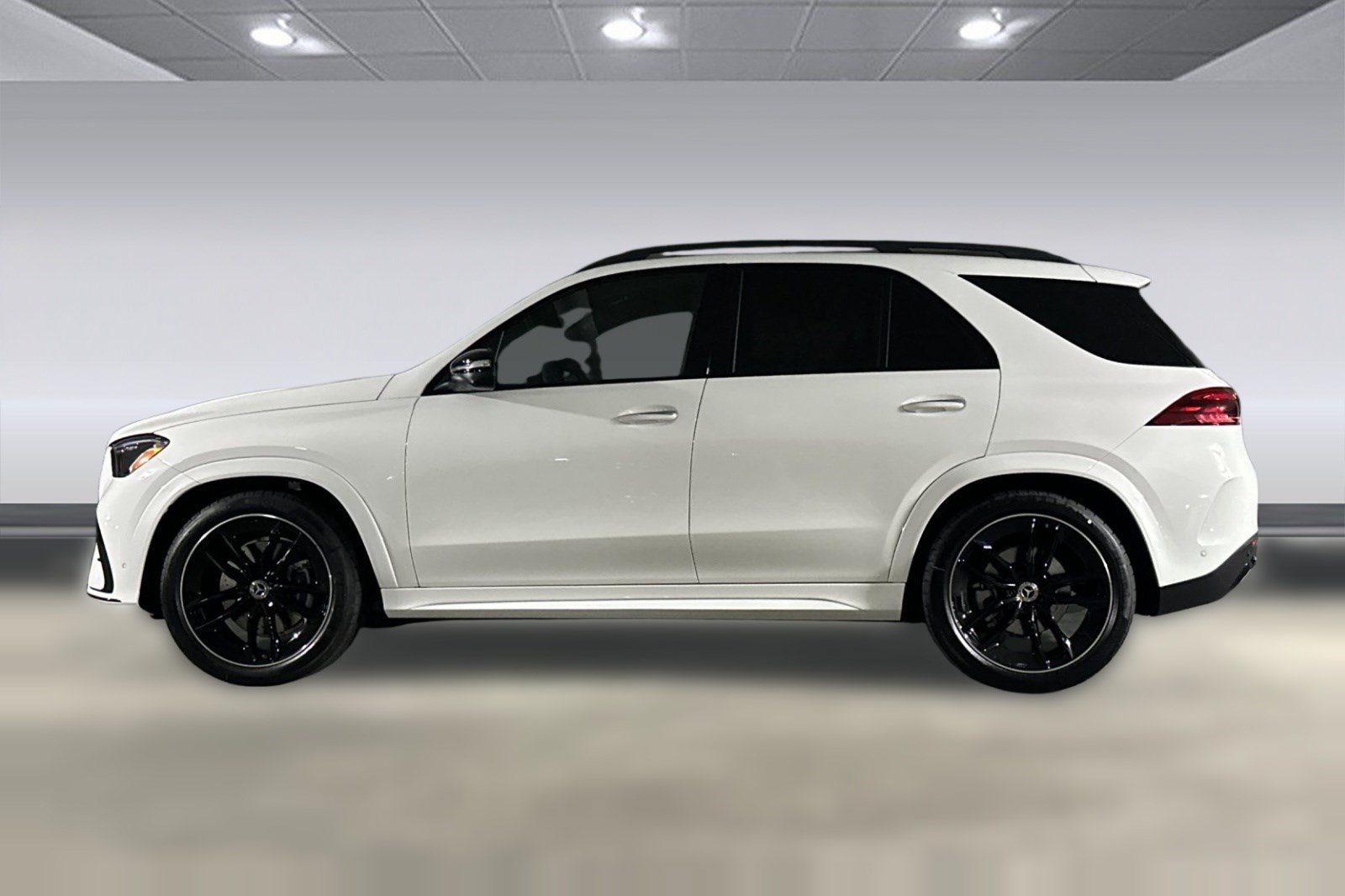 New 2026 Mercedes-Benz GLE 580 4MATIC image 2