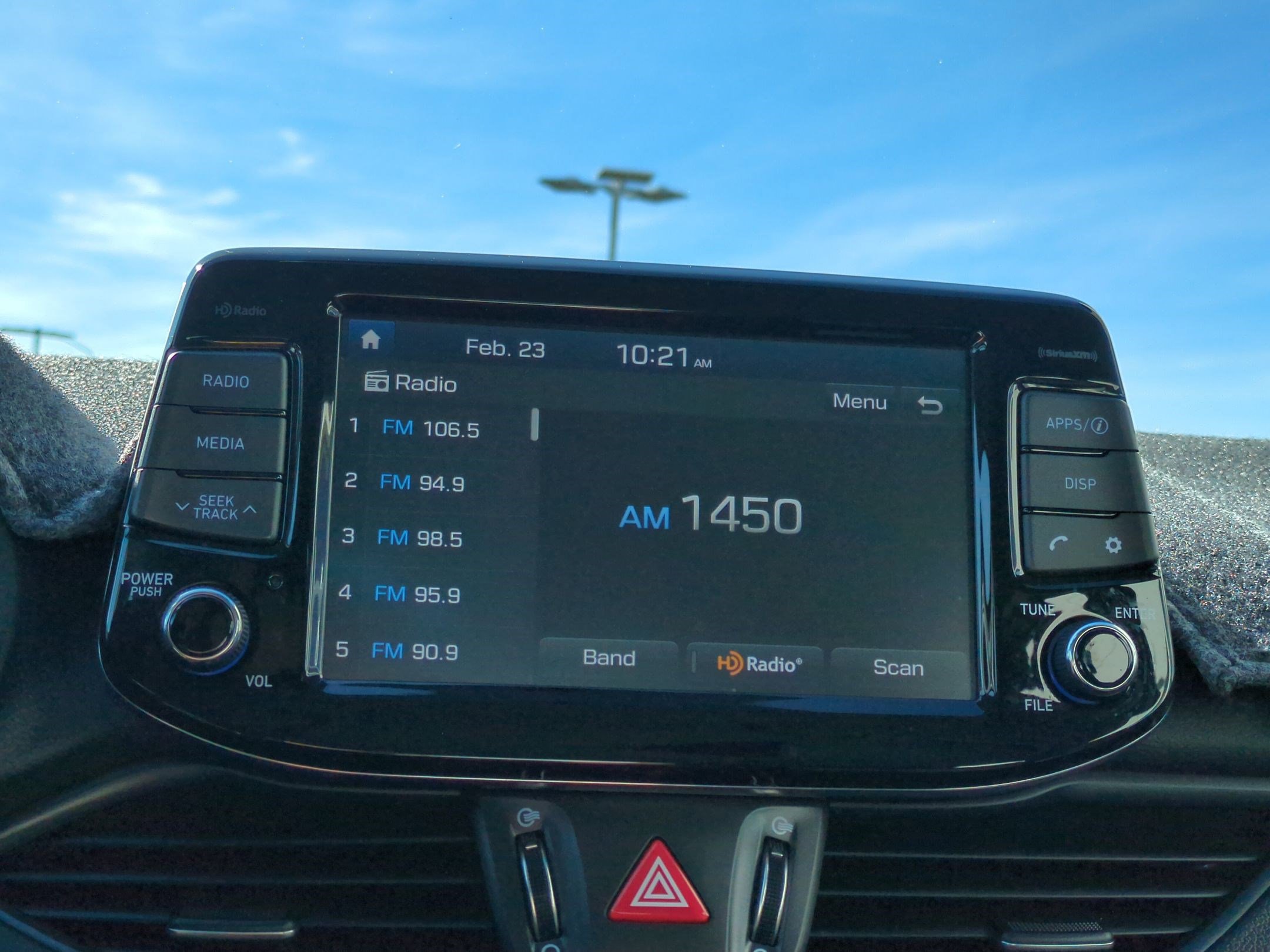 Used 2020 Hyundai Elantra GT image 24