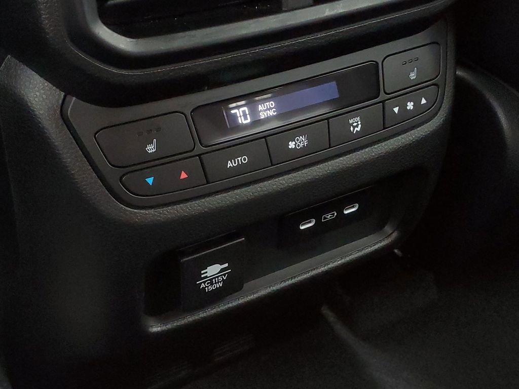 Certified 2025 Honda Pilot Elite image 33