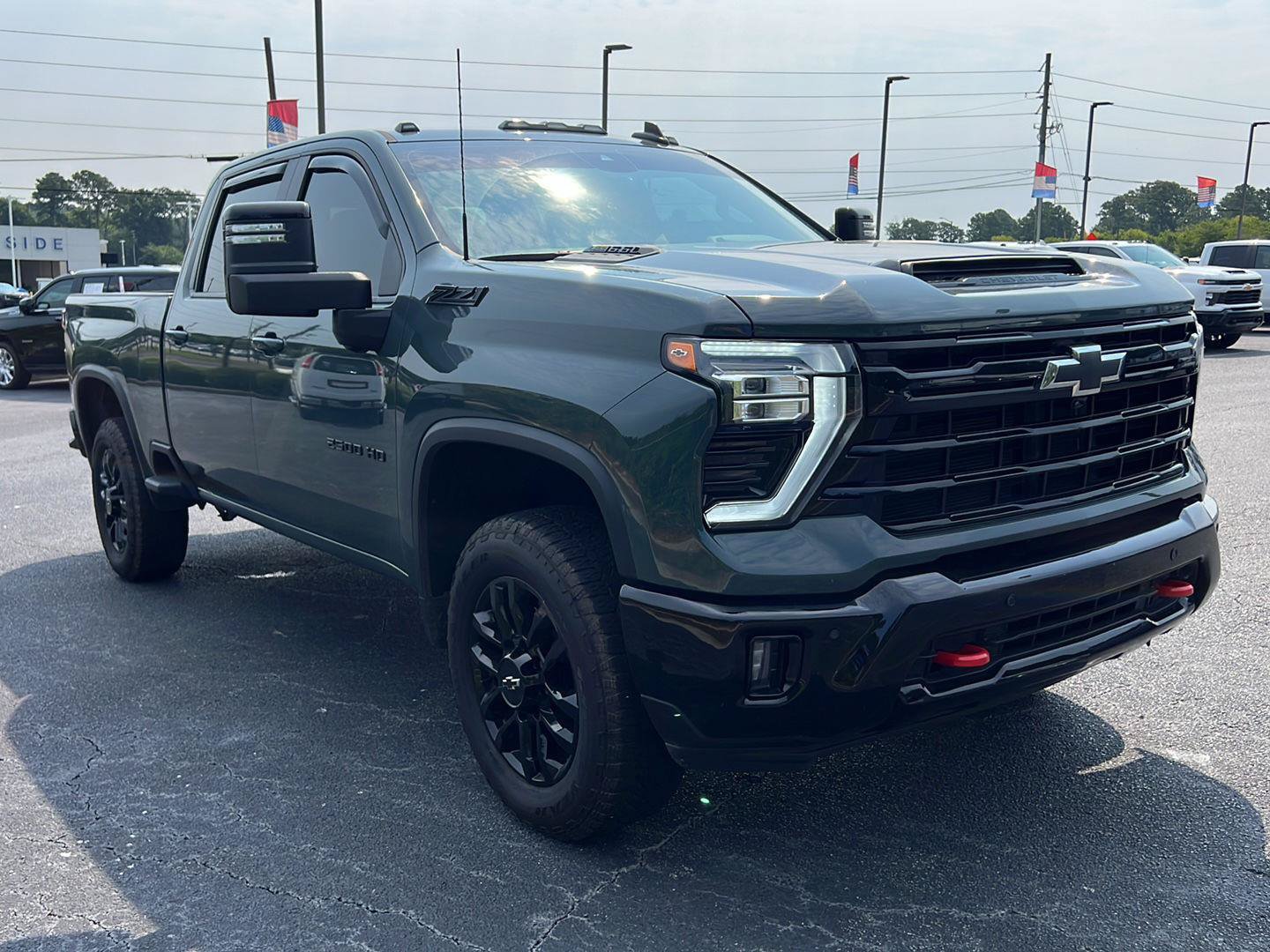 Used 2025 Chevrolet Silverado 2500 LT w/ Trail Boss Package AWD/4WD image 6