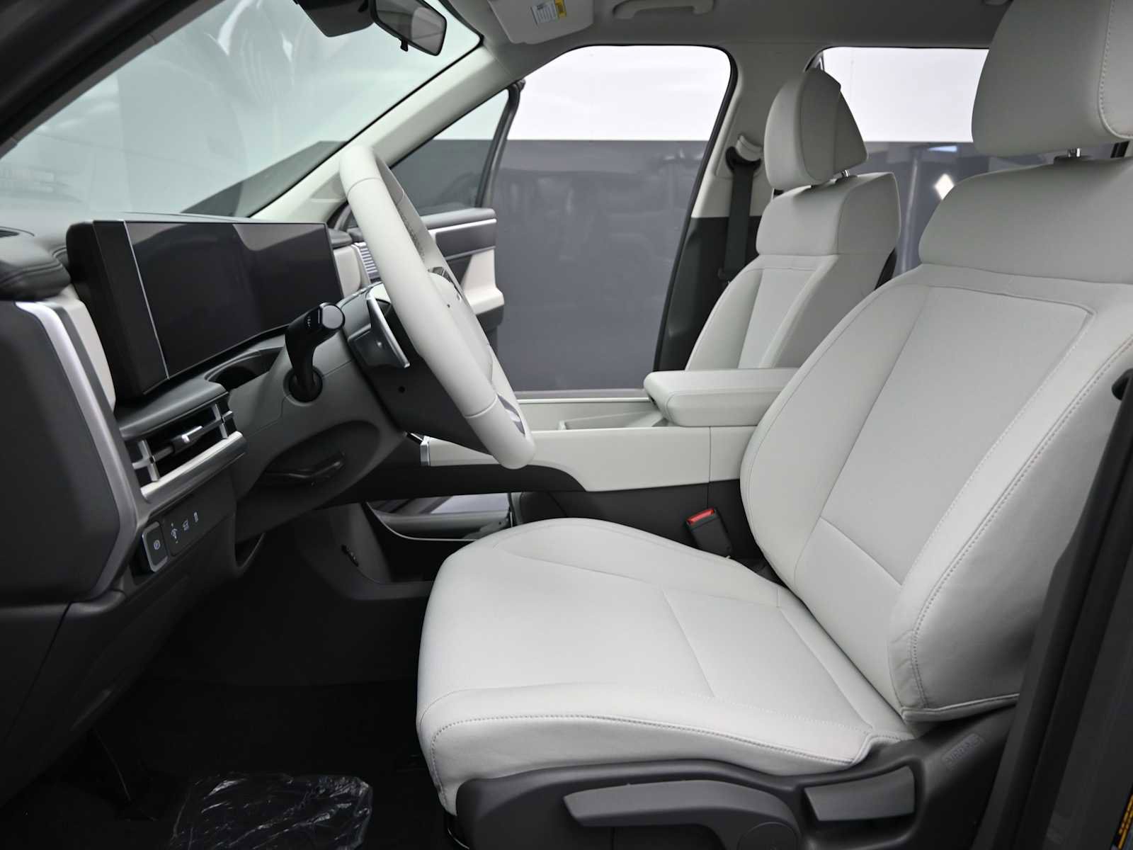 New 2026 Hyundai Santa Fe SE image 15