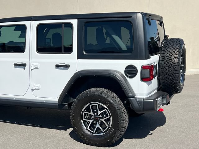 Used 2025 Jeep Wrangler Unlimited Rubicon w/ Safety Group AWD/4WD image 7