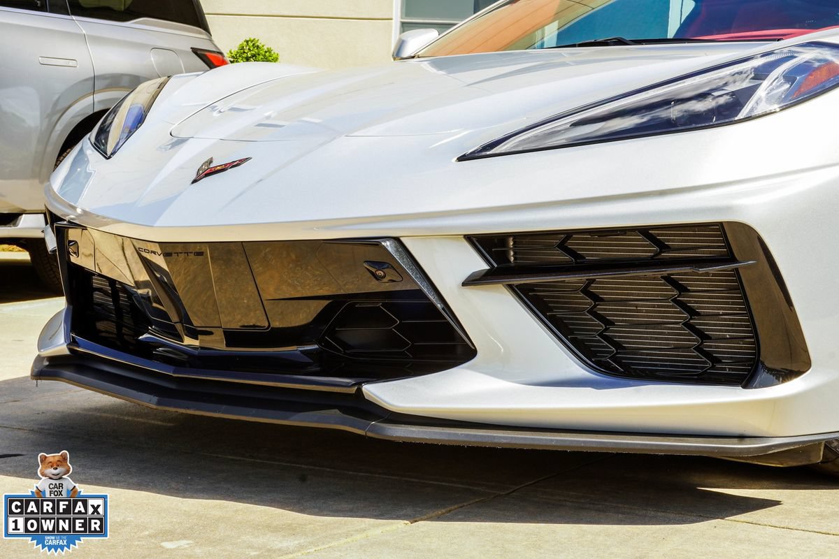 Used 2024 Chevrolet Corvette Stingray Premium Cpe w/ Z51 Performance Package RWD image 2