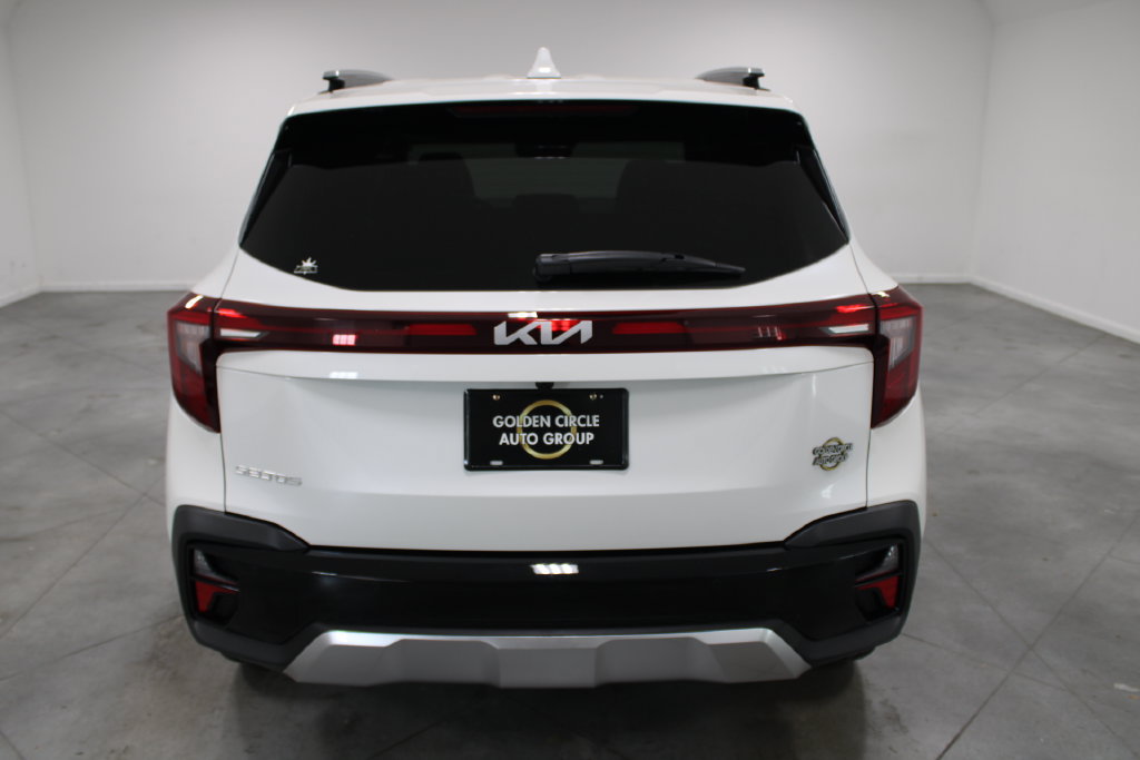 Used 2025 Kia Seltos EX w/ EX Sunroof Package FWD image 8