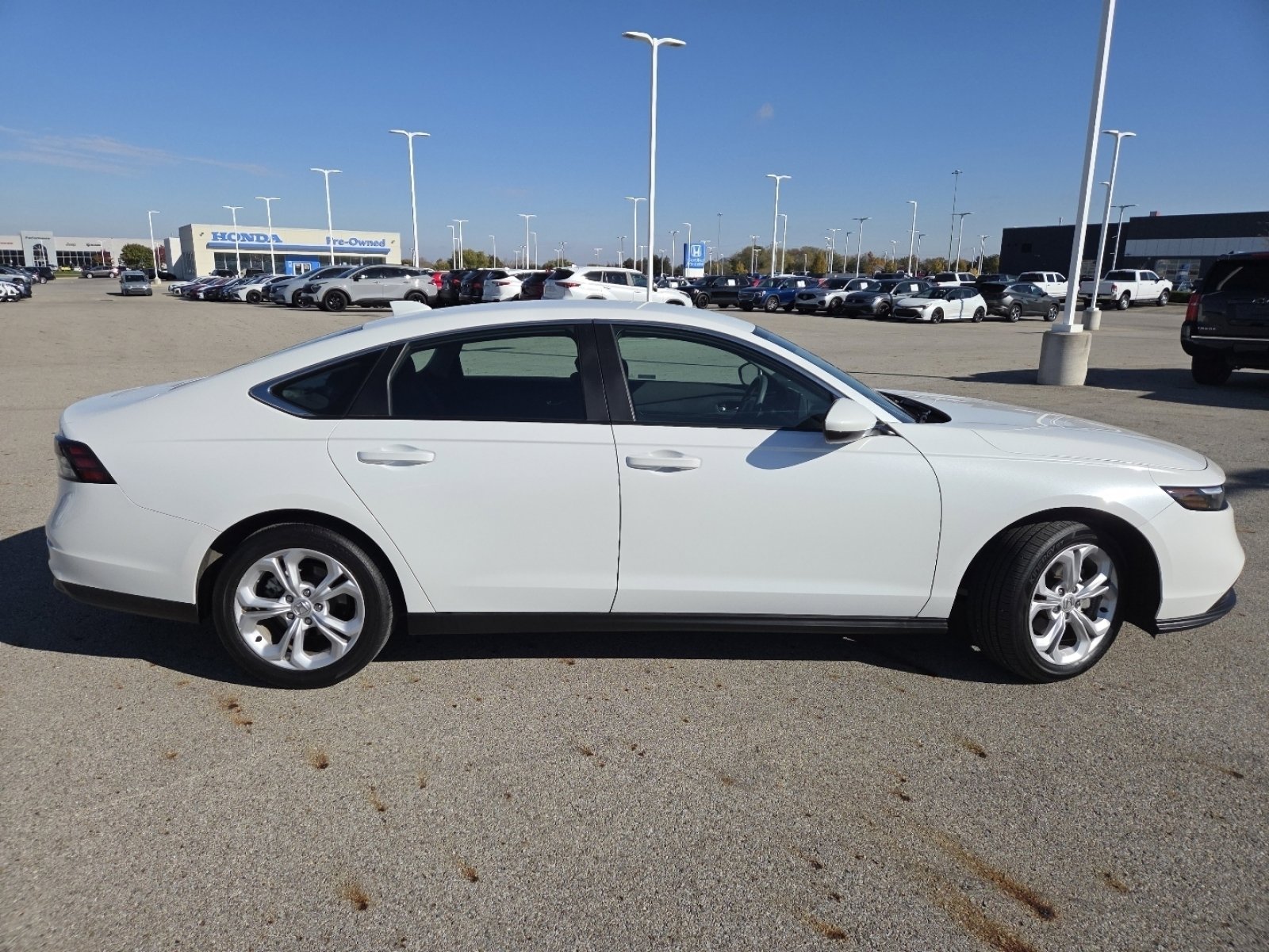 Used 2024 Honda Accord LX image 18