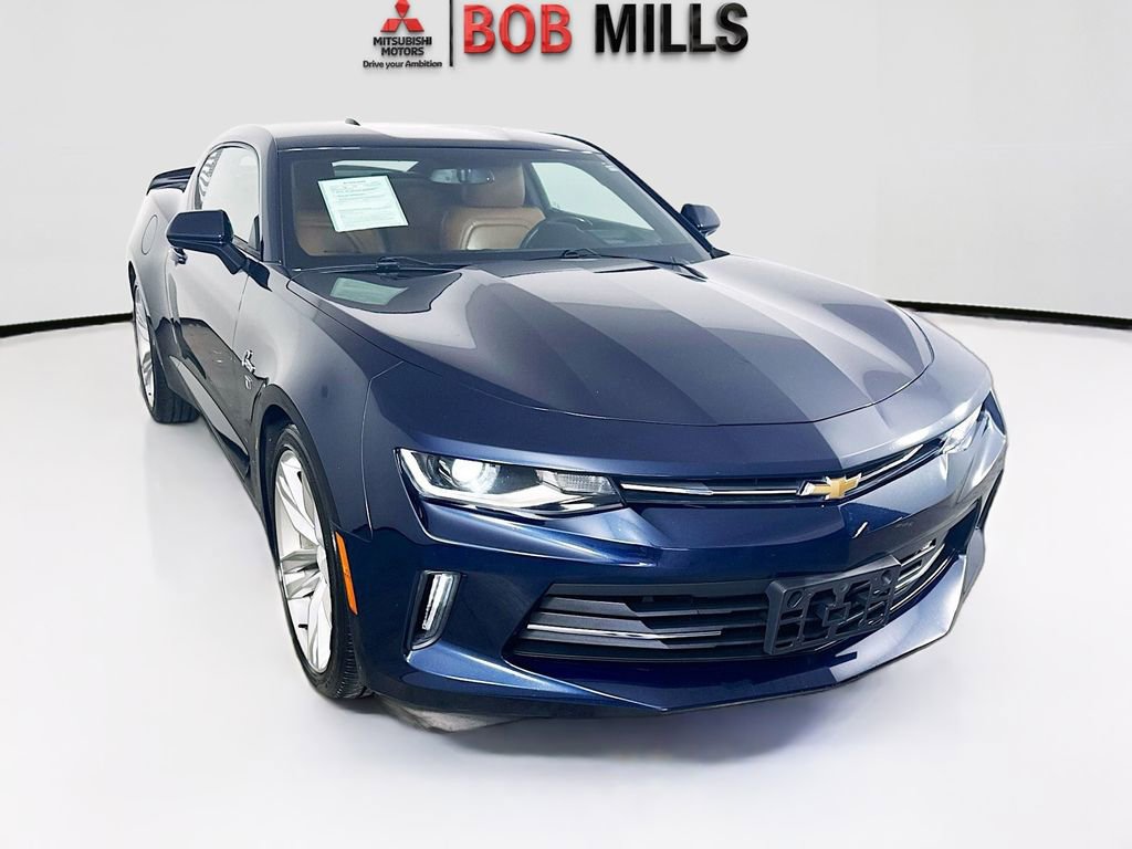 Used 2016 Chevrolet Camaro LT RWD image 1