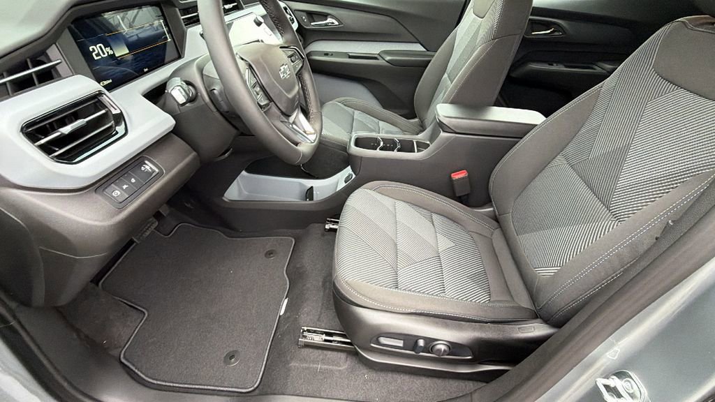 New 2027 Chevrolet Bolt LT image 14