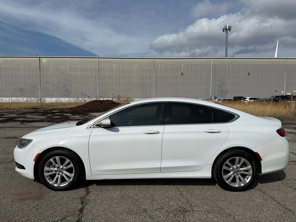 Used 2017 Chrysler 200 LX FWD image 6