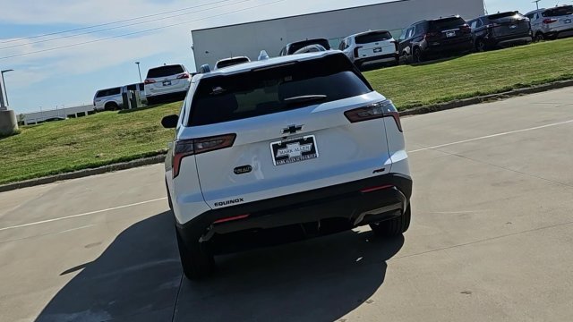 New 2027 Chevrolet Equinox RS FWD image 7