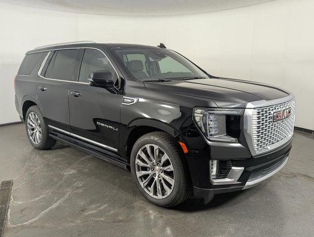 Used 2023 GMC Yukon Denali w/ Denali Reserve Package image 2
