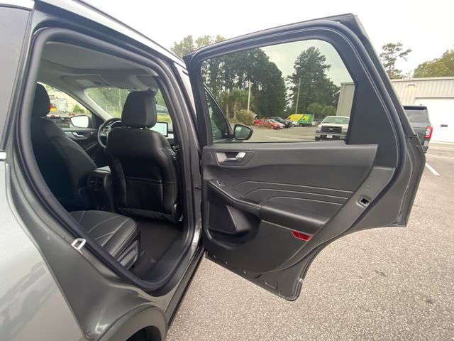 New 2025 Ford Escape SE w/ PHEV Premium Package image 33