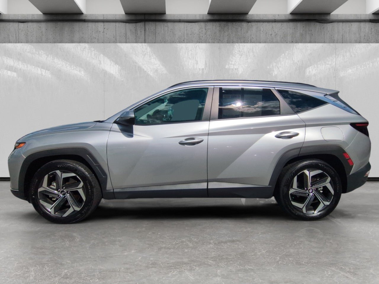Used 2024 Hyundai Tucson SEL w/ Convenience Package FWD image 4