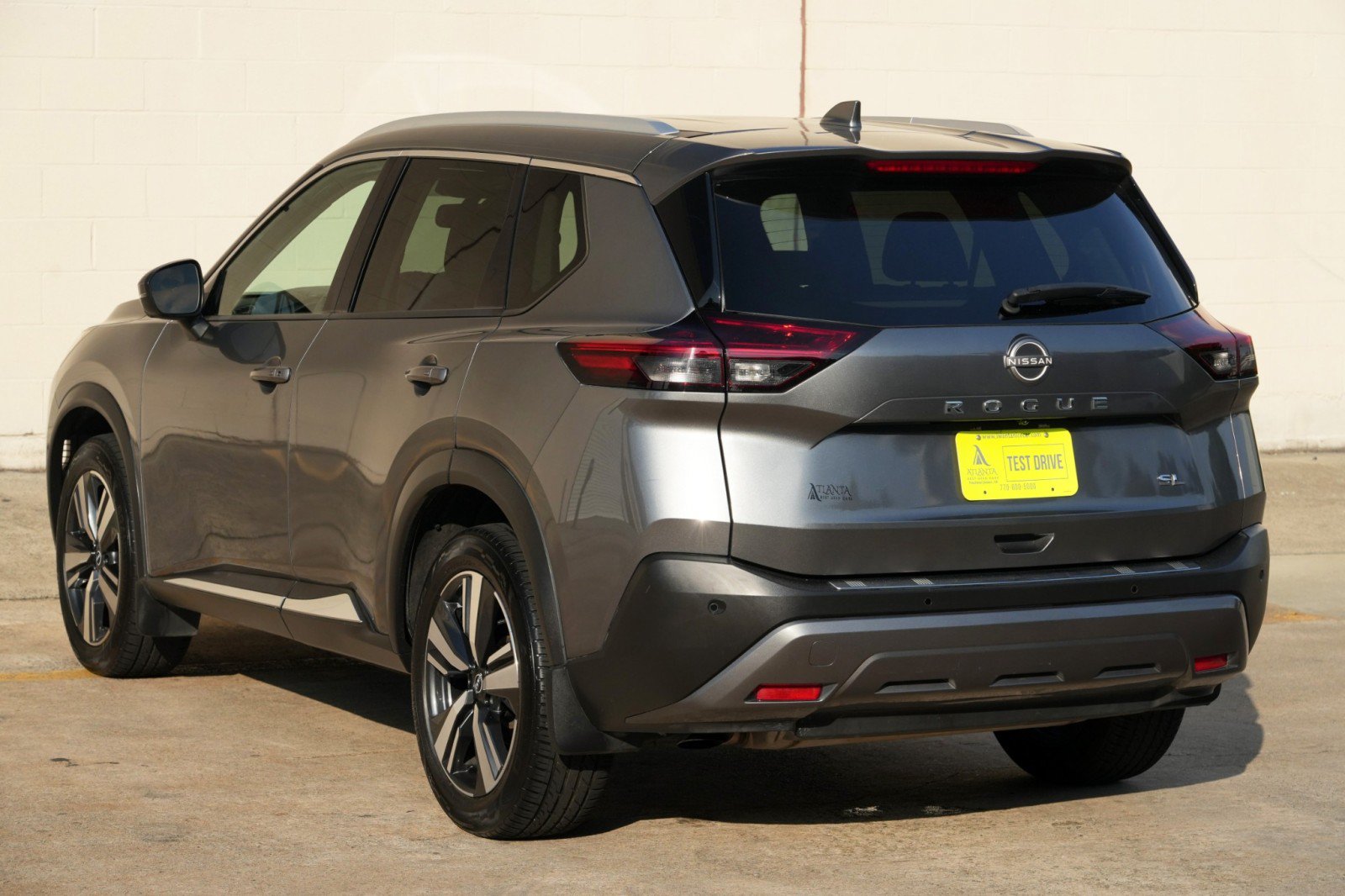 Used 2022 Nissan Rogue SL FWD image 46