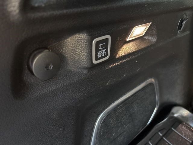 Used 2021 Jeep Grand Cherokee L Limited image 38