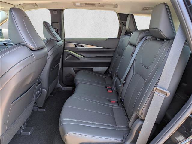 New 2026 INFINITI QX60 Pure image 16
