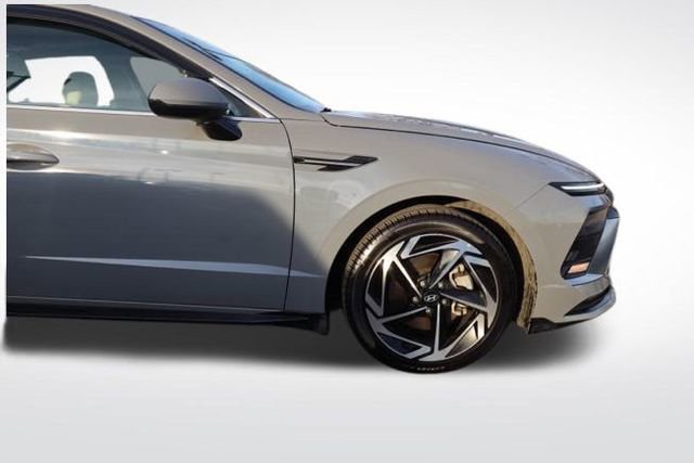 Used 2024 Hyundai Sonata SEL w/ Convenience Package image 13