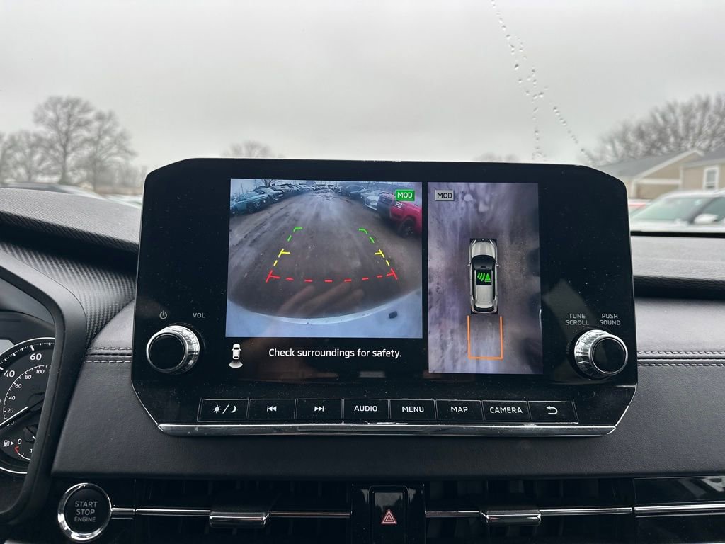 Used 2024 Mitsubishi Outlander SE image 14