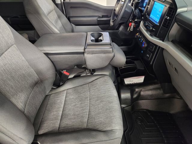 Used 2022 Ford F150 XL w/ Trailer Tow Package RWD image 3