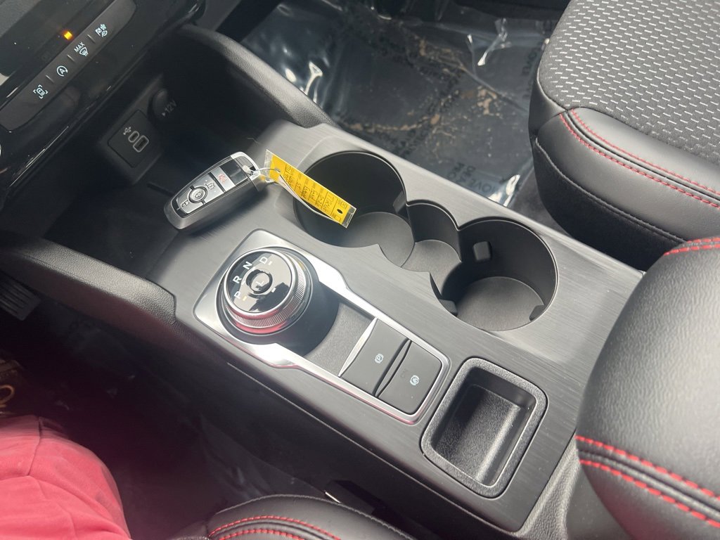 New 2026 Ford Escape ST-Line w/ Tech Pack #1 image 32