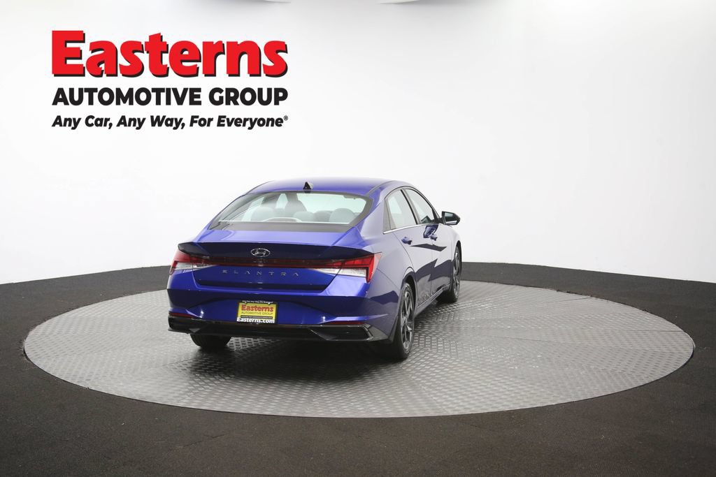 Used 2022 Hyundai Elantra SEL w/ Convenience + Premium Package FWD image 40