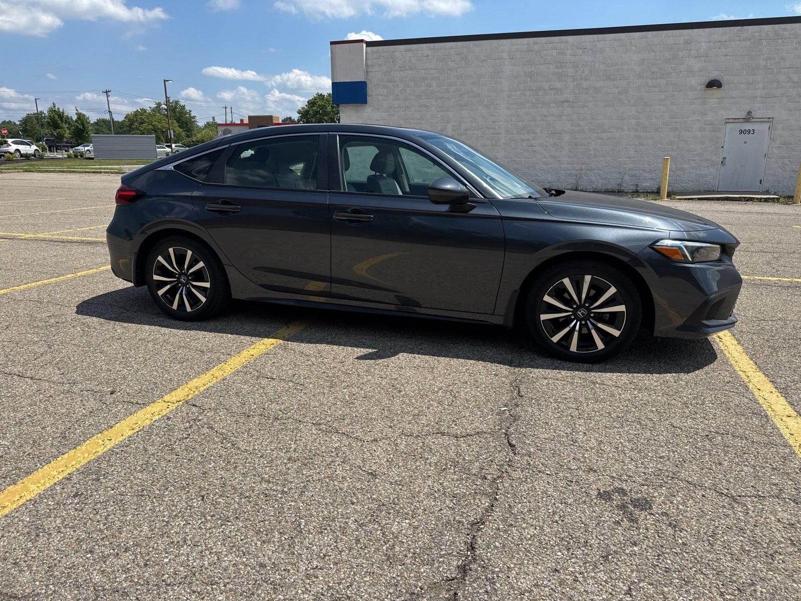 Used 2022 Honda Civic EX-L image 20