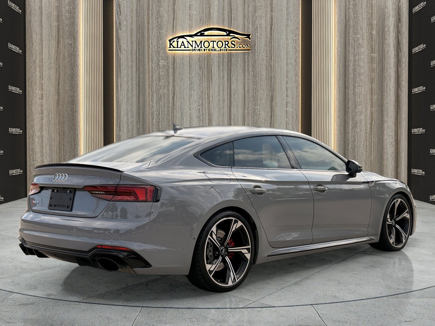 Used 2019 Audi RS 5 Sportback w/ RS Driver Assistance Package AWD/4WD image 7