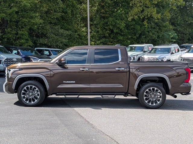 Used 2025 Toyota Tundra Limited AWD/4WD image 4