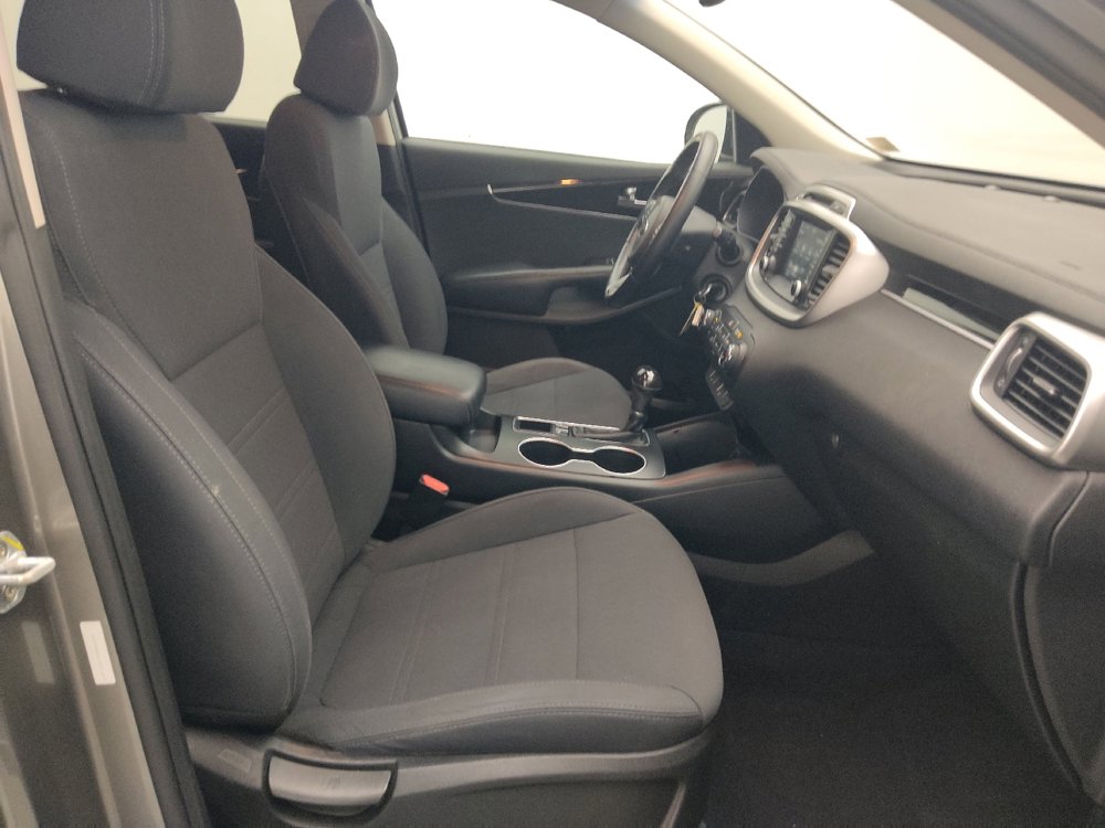 Used 2018 Kia Sorento LX image 21
