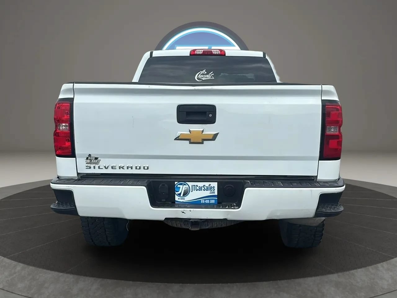 Used 2017 Chevrolet Silverado 1500 Custom w/ Custom Convenience Package AWD/4WD image 9