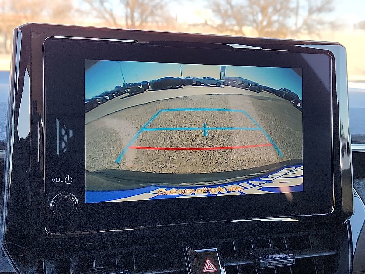 Used 2024 Toyota Corolla LE image 8