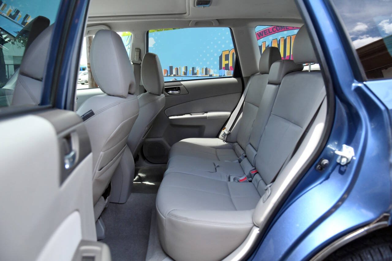 Used 2010 Subaru Forester 2.5X Limited AWD/4WD image 16