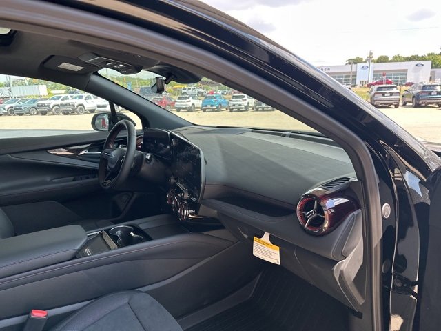 New 2025 Chevrolet Blazer EV RS image 30