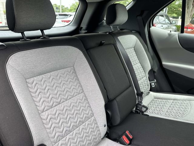 Used 2024 Chevrolet Equinox LS w/ Driver Confidence II Package AWD/4WD image 12